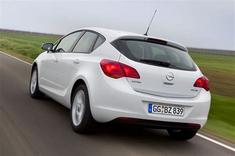 New Opel Astra Cdti With Ecoflex Package Delivers Lt Km Or