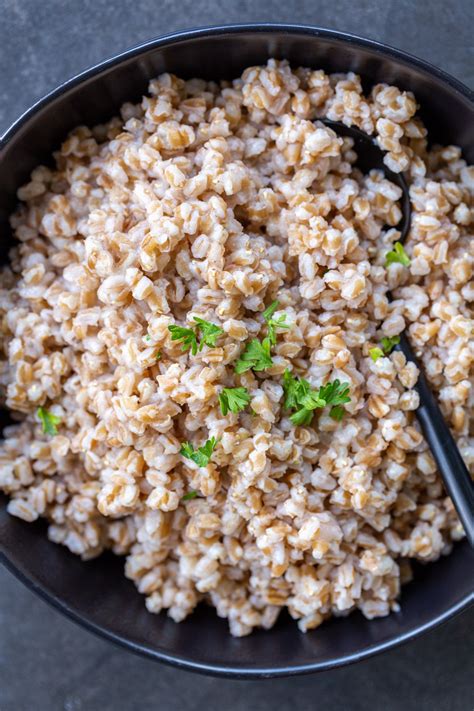 How To Cook Farro Quick Tips Momsdish