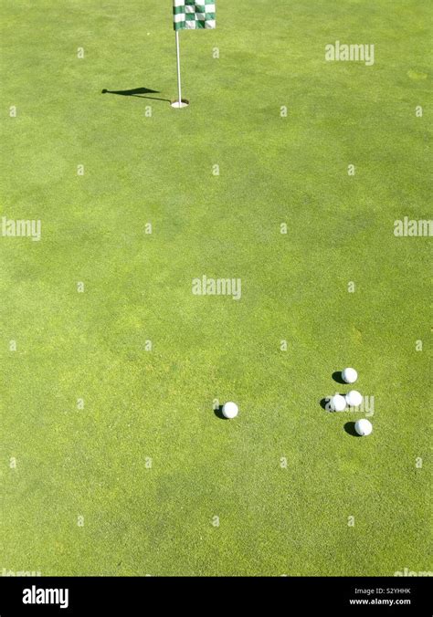 Golf putting green Stock Photo - Alamy