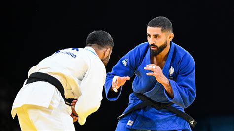 Judo JO 2024 Walide Khyar 66 kg rejoint tranquillement les 8èmes