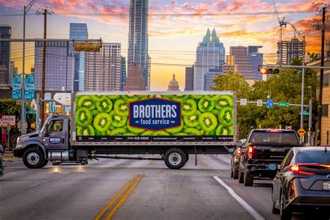 Brothers Food Service: Distributing Produce to the Tables of Texas