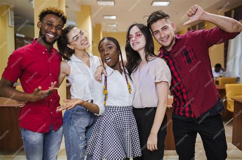 photo young people posing playfully