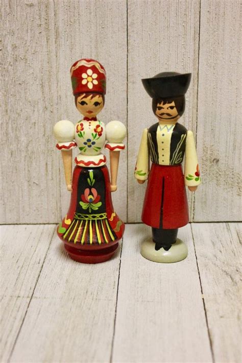 Pair of Wooden Russian Folk Dolls Traditional Costume | Etsy | Folk ...