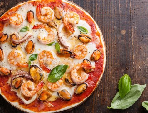 Pizza Marinera Con Mariscos Frutti Di Mare Pequerecetas