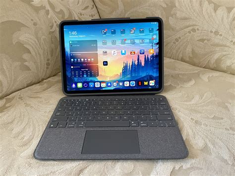 Logitech Folio Touch for 11-inch iPad Pro review: The Magic Keyboard ...
