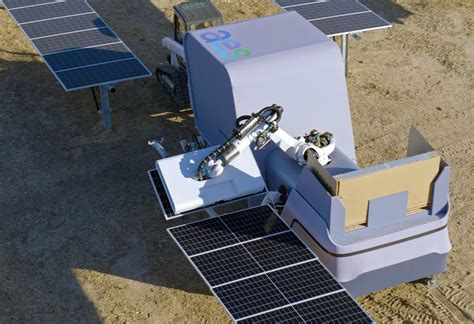 Aes Lanza El Primer Robot De Su Clase Para Acelerar La Construcción Solar