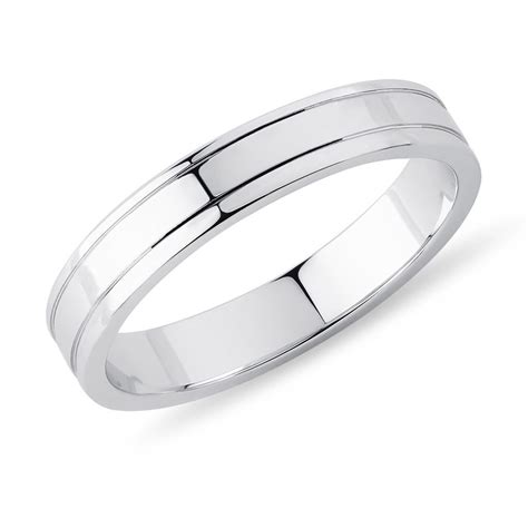 Men's Wedding Ring in White Gold with Engraved Lines | KLENOTA