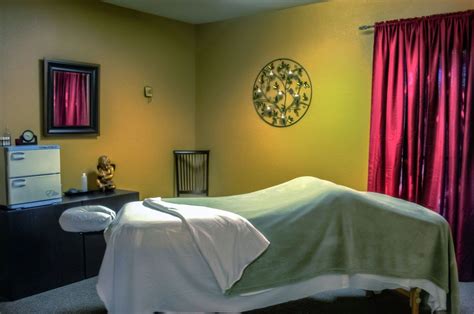 Massage Room Nurturing Touch Massage And Acupuncture