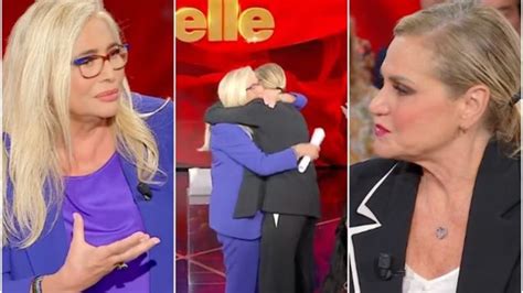 Mara Venier E Simona Ventura Fanno Pace In Diretta Tv Non Si Parlavano