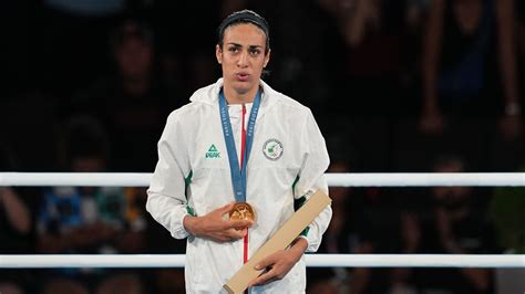 JO 2024 boxe Imane Khelif porte plainte après de prétendues fuites d