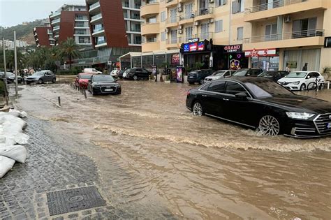 VIDEO Budva Ponovo Pod Vodom