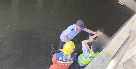 17岁男生和家人吵架后跳河轻生，民警果断跳河成功营救 周到上海