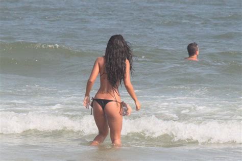 Naked Yanna Lavigne Added 09 24 2016 By Msantos