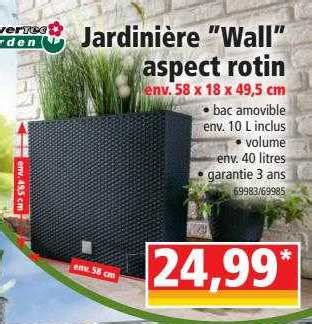 Promo Jardinière wall Aspect Rotin chez Norma