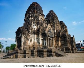 13,247 Thailand Monkey Temple Images, Stock Photos & Vectors | Shutterstock