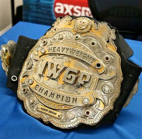 IWGP World Heavyweight Championship | Professional wrestling, Wwe belts ...