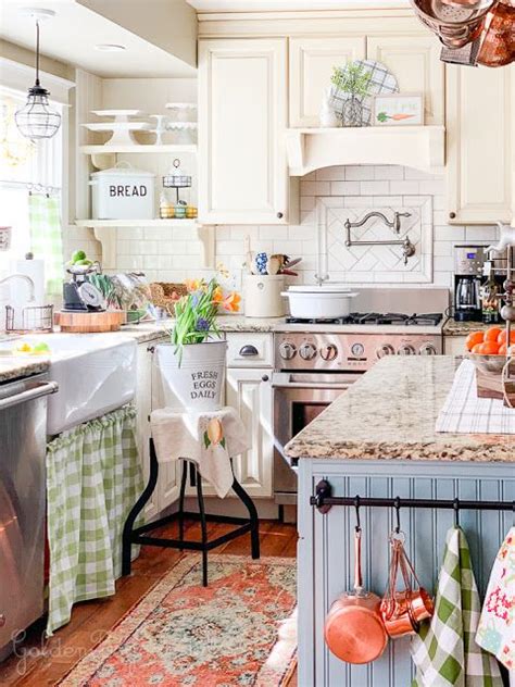 67 Super Cozy And Charming Cottage Kitchens Digsdigs