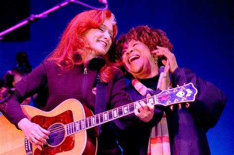 Bonnie Raitt News