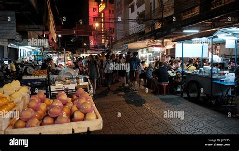 Night Yaowarat Road Chinatown Bangkok Thailand Stock Photo Alamy