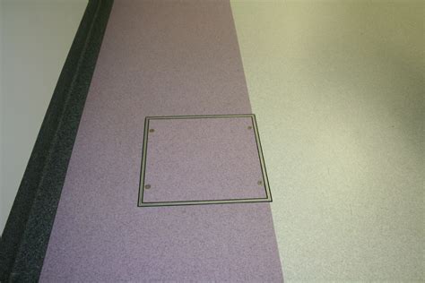 Visedge® Series Flexible Floor Access Cover Howe Green