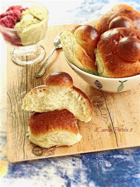 Brioche Siciliane Col Tuppo Morbidissime Con La Ricetta Originale