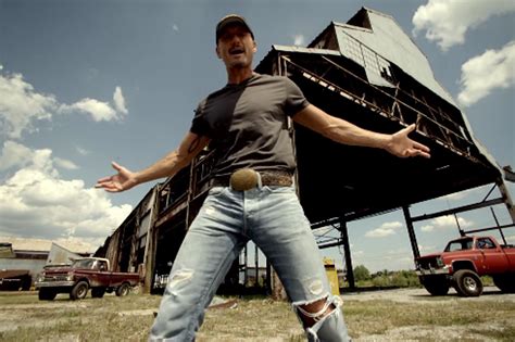 Tim Mcgraw Officially Debuts ‘truck Yeah Video