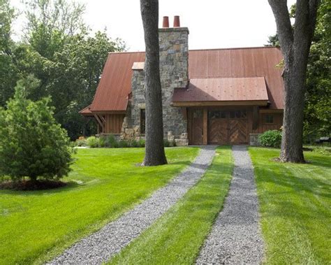 Grass And Gravel Driveway