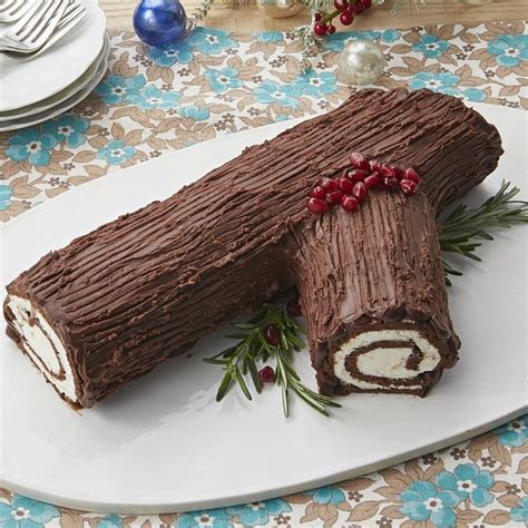 Best Yule Log Recipe - How to Make a Chocolate Yule Log Cake