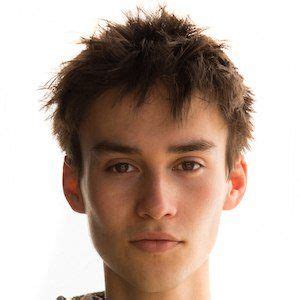 Jacob Collier - Age, Family, Bio | Famous Birthdays