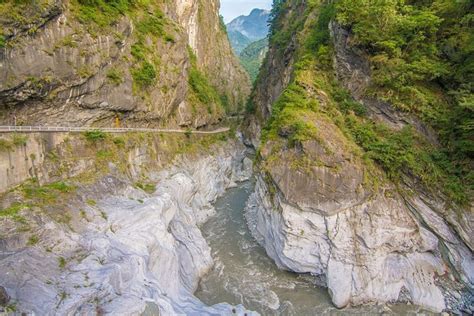 Taroko Gorge Classic Day Tour From Hualien City Or Private Tour