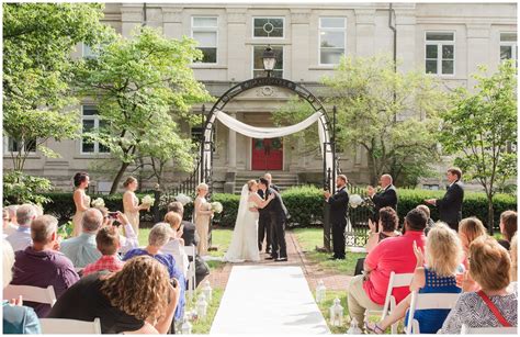 Top 25 Outdoor Wedding Venues in Kentucky