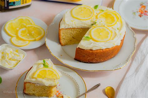 Gâteau moelleux glaçage au citron Aux délices du palais