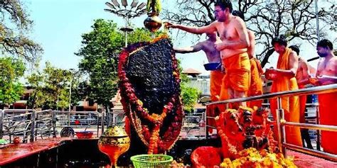 No Law Prevents Women From Entering Temples Hc On Shani Shingnapur Row