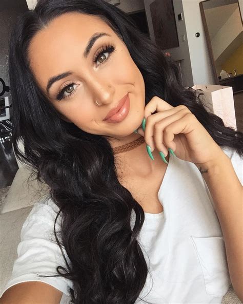 Persia Las Vegas Brunette Escort