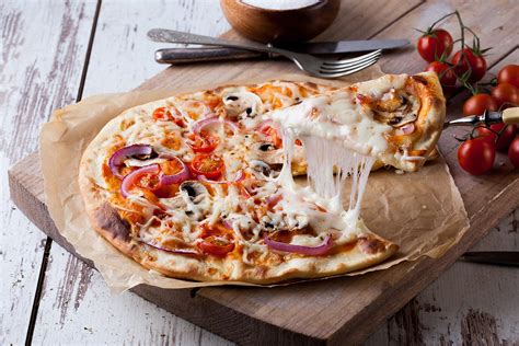 Las 10 Pizzas Más Populares Del Mundo The Gourmet Journal