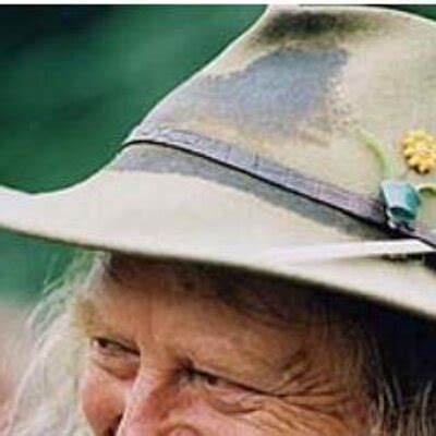 Phil Harding's Hat (@TheHardingHat) | Twitter