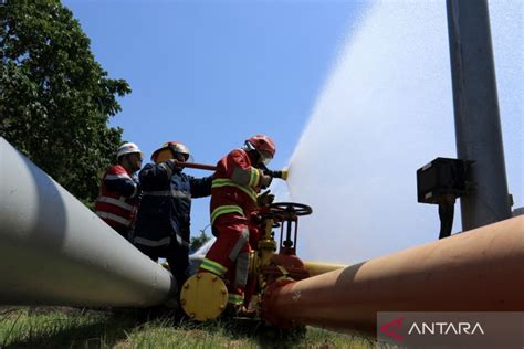 Simulasi Penanganan Darurat Depo Pertamina