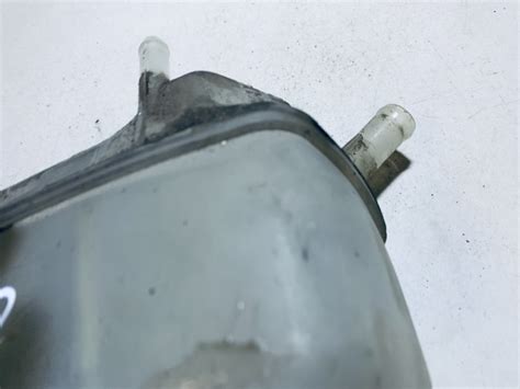 Used Expansion Tank Coolant Radiator Expansion Tank Bottle