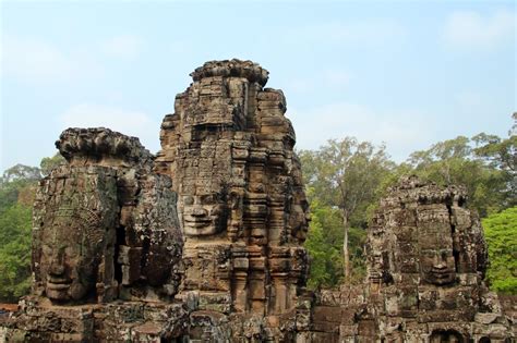 Angkor Wat - photo guide to the lost city