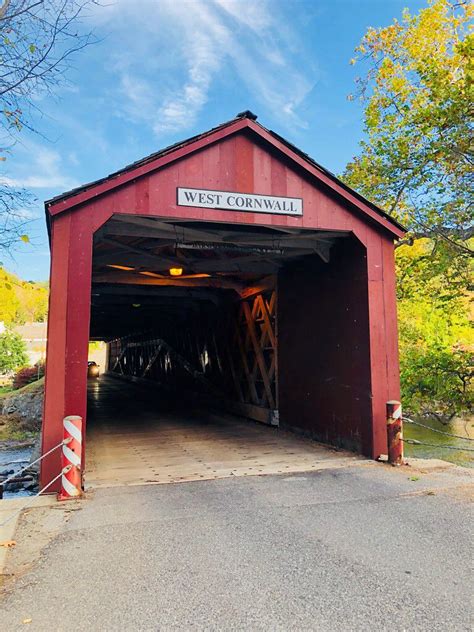 Cornwall Covered Bridge in West Cornwall, Connecticut. Spanning ...