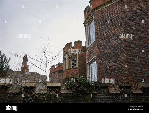 Richmond palace london hi-res stock photography and images - Alamy