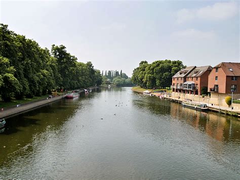 River Avon At Evesham Downstream From David Dixon Geograph