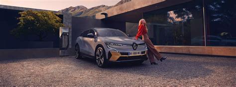 Découvrez la nouvelle mégane E tech 100 électrique sans plus attendre