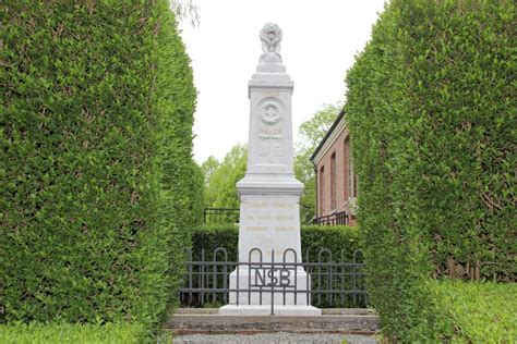 Waar Ligt Oorlogsmonument Steenhuize Wijnhuize Steenhuize Wijnhuize