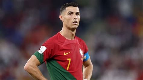 Ronaldo eclipses Messi, Pele to achieve spectacular feat with record-breaking goal in Portugal's ...