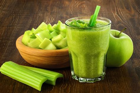 Conoce Los Beneficios De Beber Jugo De Apio Por Las Ma Anas