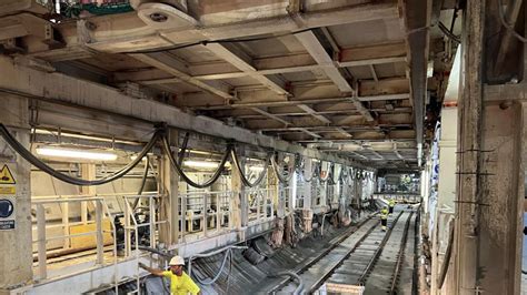 La tuneladora de las obras de la L9 del Metro avanza más de 280 metros