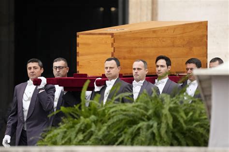 Il Testo Dell Omelia Di Papa Francesco Oggi Ai Funerali Di Ratzinger