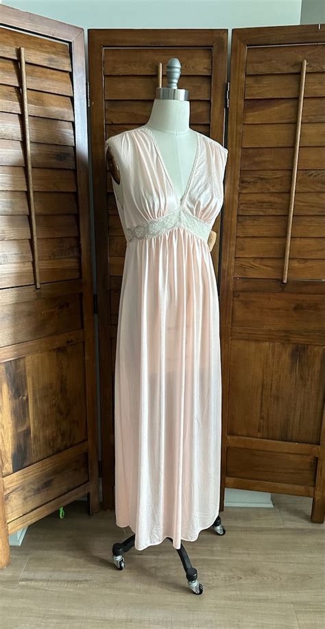 Vintage Pink Nightgown Val Mode Label Lingerie Nev Gem