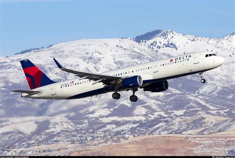 N359dn Delta Air Lines Airbus A321 211wl Photo By Michael Rodeback